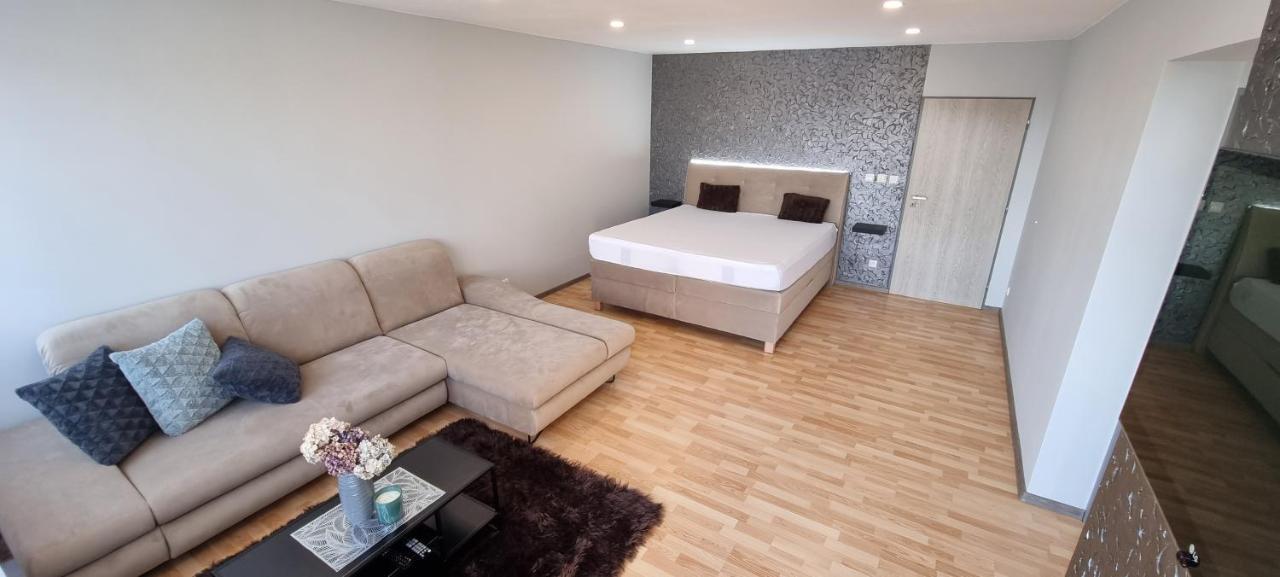 Apartman Viktorie Appartement Mikulov Buitenkant foto